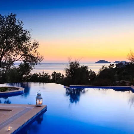 Korsan Tas Bahce Villa